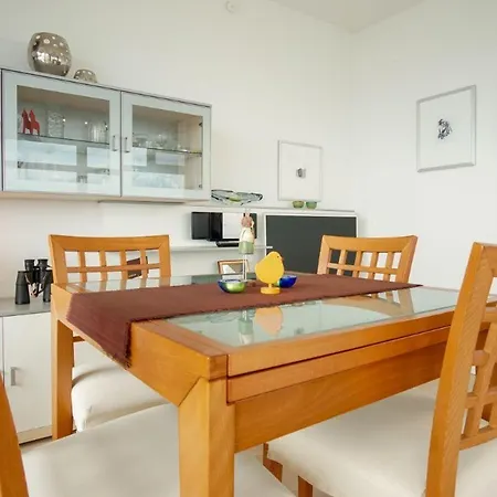 Haus-hamburg-berlin-wohnung-kajuete-54 * Großenbrode